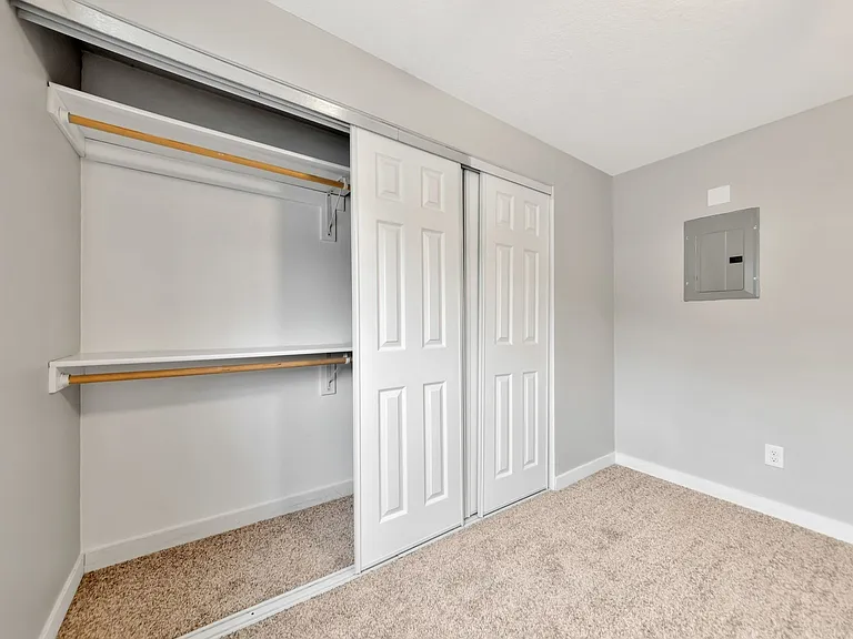 Terwilliger Terrace — Photo 9
