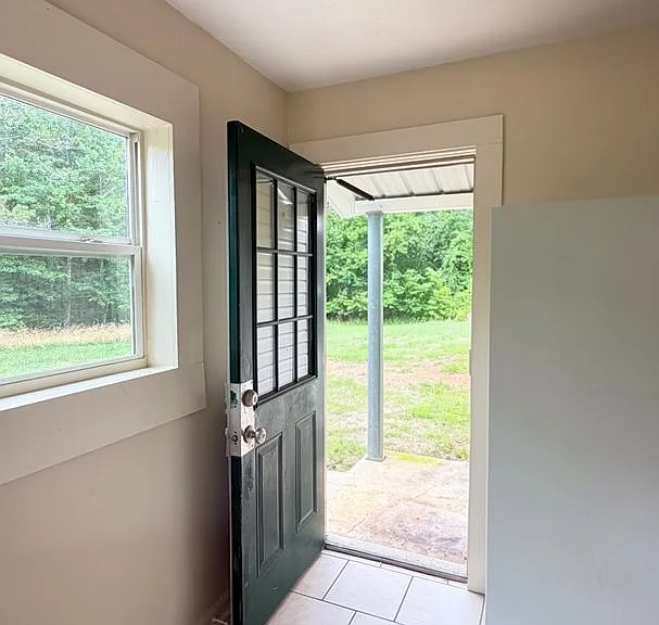 3406 Holly Springs Rd — Photo 14