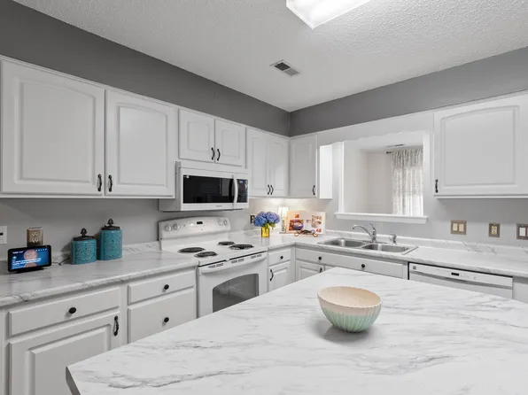 6590 Hickory Brook Rd, Chattanooga, TN 37421