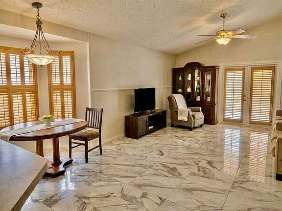 3rd image of 521 CYPRESS TREE COURT