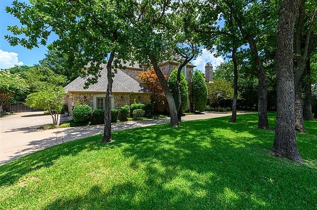 1st image of 3825 La Mancha Ln