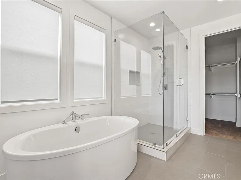191 Hollyleaf — Photo 29