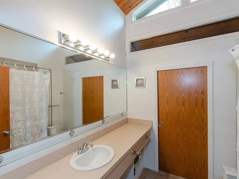 3 Nonquitt Ave — Photo 16