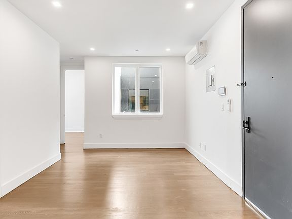 5th image of 106 Clifton Pl #3B