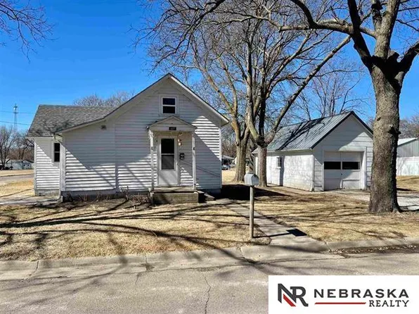 105 Ivy Ave, Crete, NE 68333