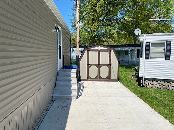 2nd image of 209 Eagle Cir