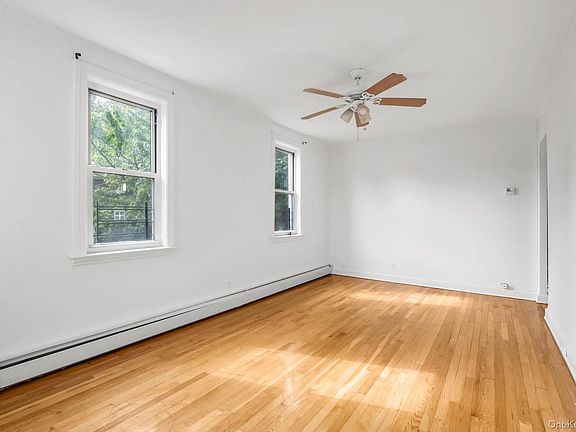 4th image of 1609 Colden Avenue