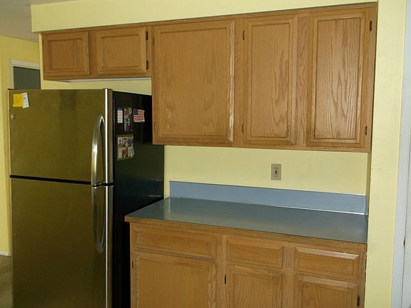 2nd image of 32434 Union Dr