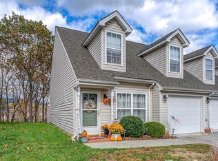 6797 Woodcreeper Dr, Roanoke, VA 24019