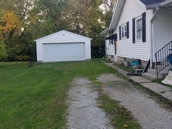 2nd image of 2245 Mayfair Dr