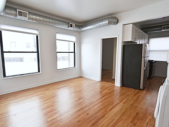 4th image of 732 W Grace St #3809-3