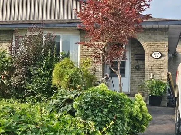 97 Guildwood Dr, Hamilton, ON L9C 6S3