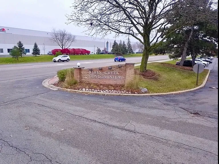 244 Klein Creek Ct #1A — Photo 3