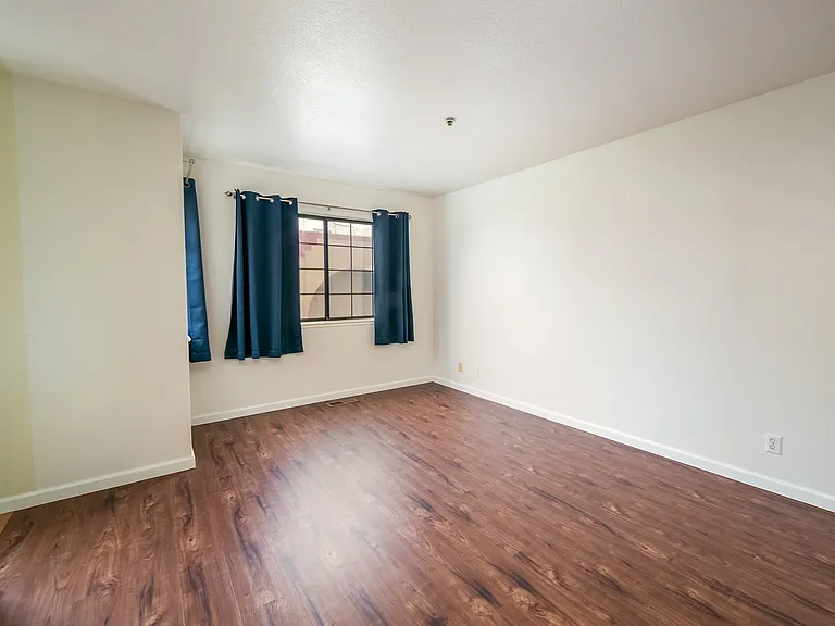 419 Dorado Ter — Photo 15