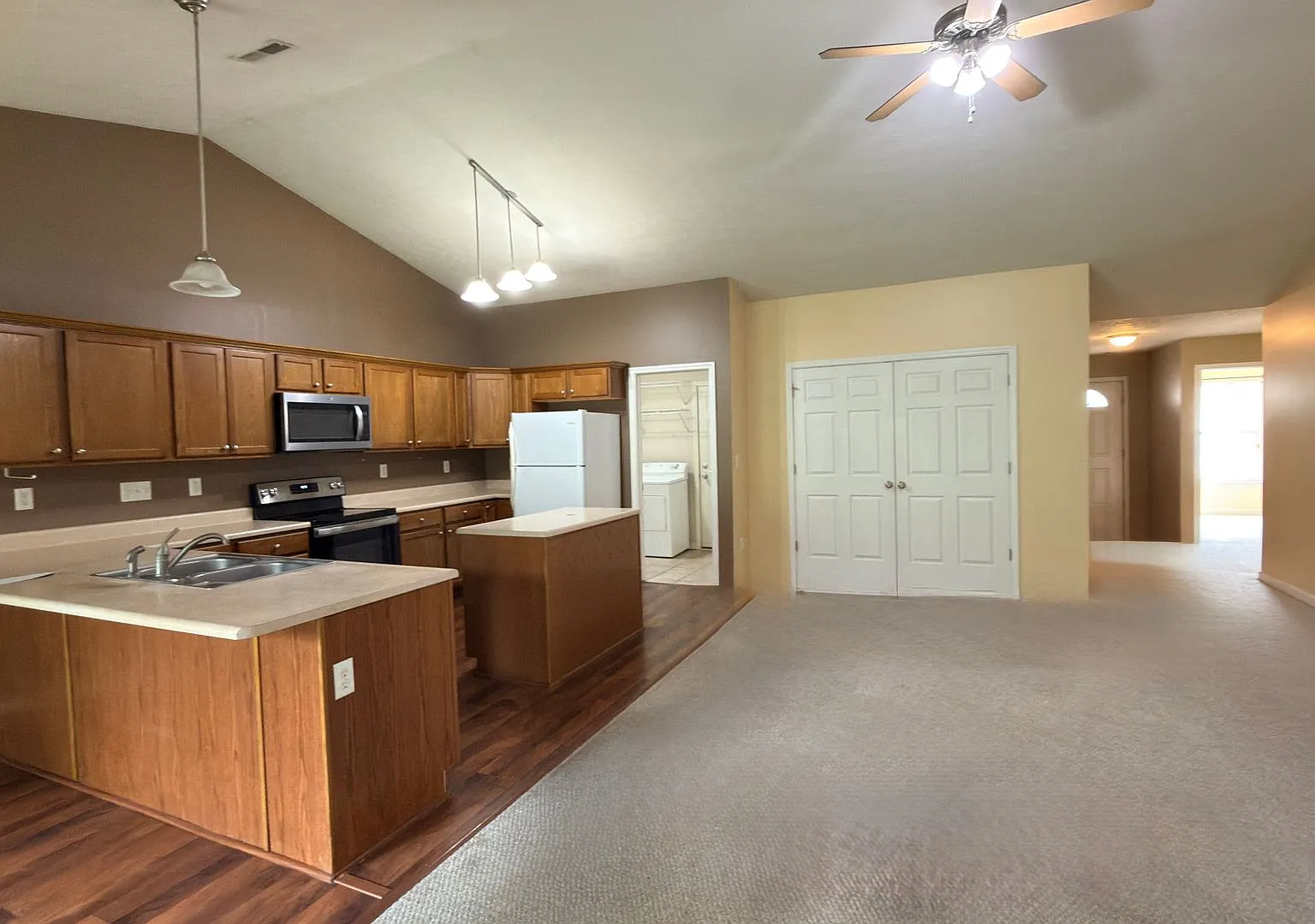 Spacious 3-Bedroom Ranch Near Purdue with Lawn Care, Snow Removal & Trash Included — Photo 4