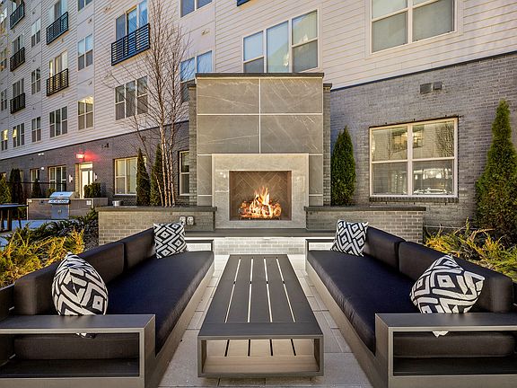 Lounge seating with fireplace