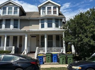 209 9th St APT 3, New Cumberland, PA 17070