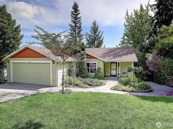 1881 Lake Drive, Camano Island, WA 98282