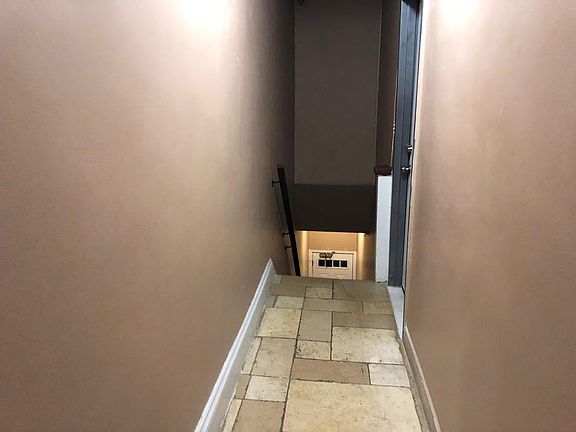 4th image of 24807 Jamaica APT 2R