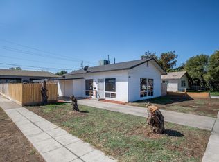 2444 E Hampton Way, Fresno, CA 93726