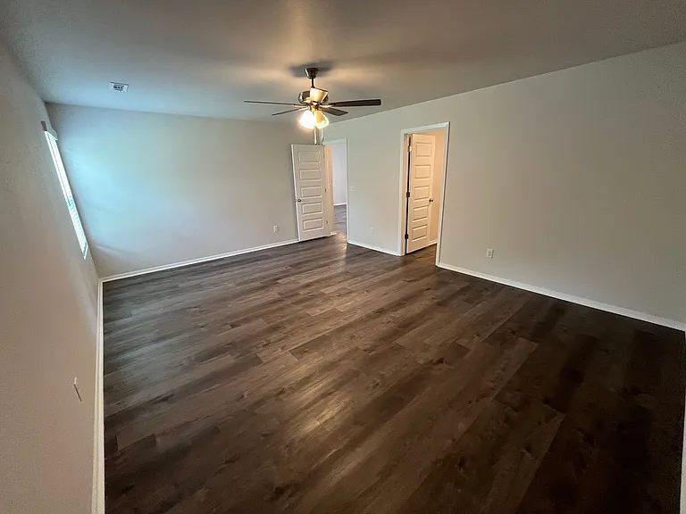 2620 Chittick St — Photo 17