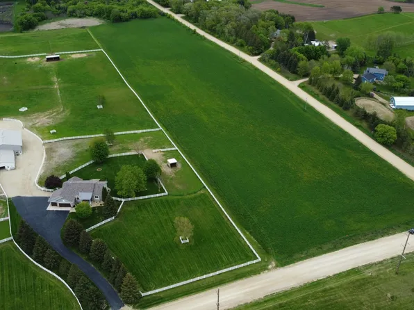 7900 E 250th St, Elko New Market, MN 55020