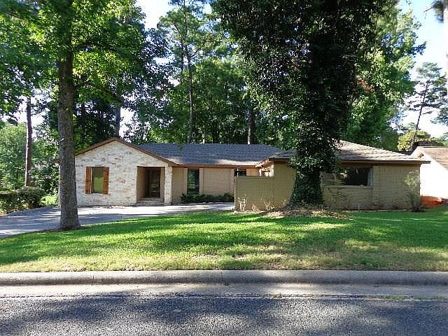 1st image of 632 Hillcrest Dr