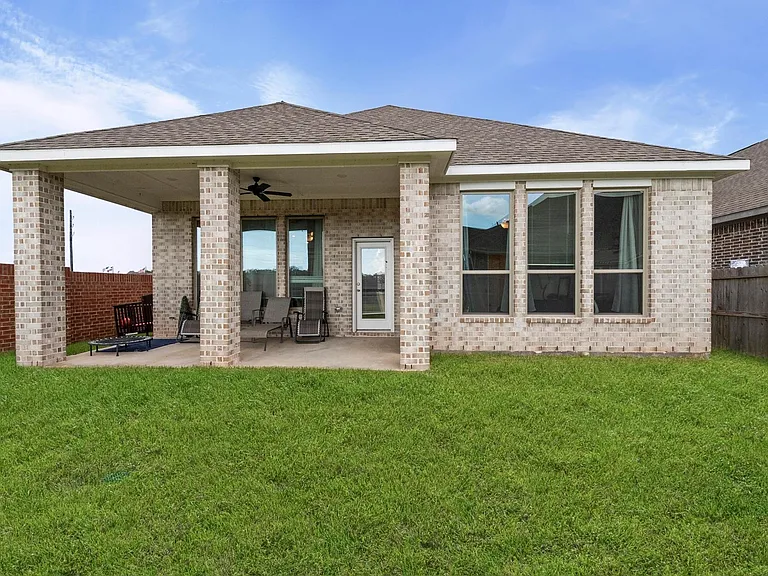 1939 Misty Field Dr — Photo 9