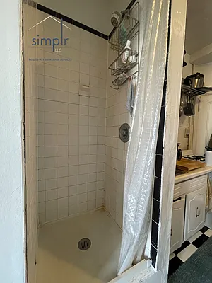 Rented by SIMPLR | media 16