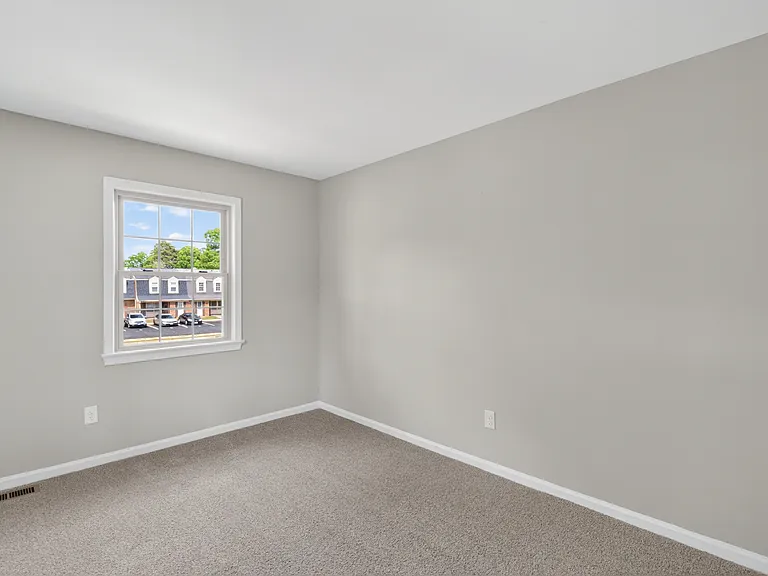 399 Circuit Ln #F — Photo 20
