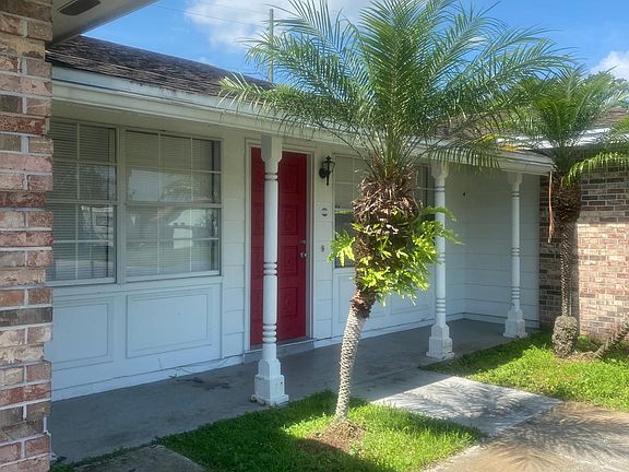 2nd image of 2684 Ellen Ave