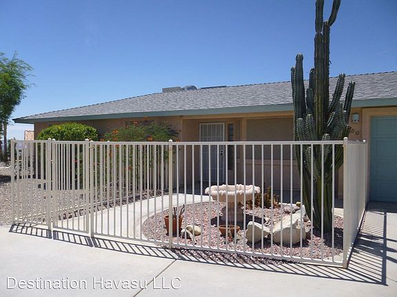 2nd image of 3250 Maverick Dr