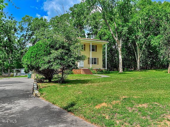 3rd image of 4620 Calais Circle