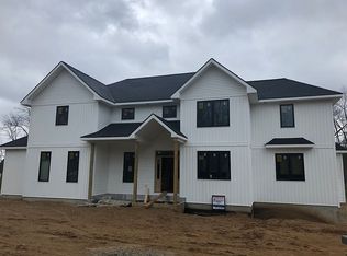 6887 Amelia Dr, Vicksburg, MI 49097
