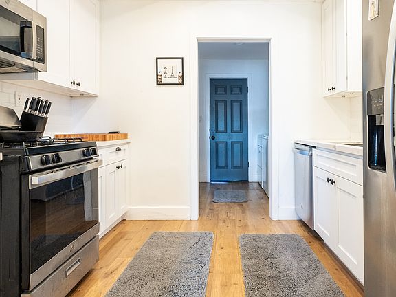 3rd image of 14802 S Denker Ave
