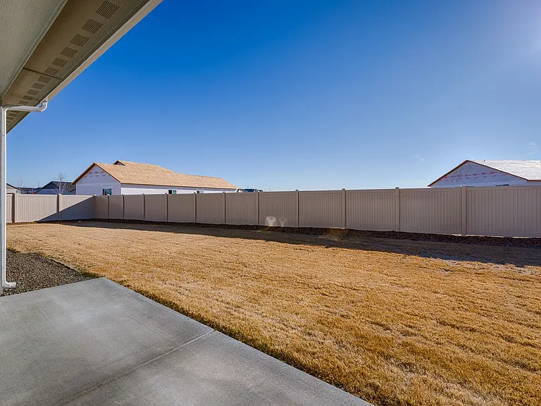 4346 N Nemea Ave — Photo 35