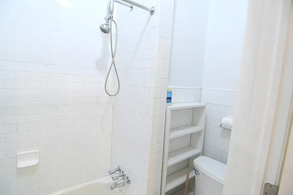 Rented by Manhattan Spaces | media 18