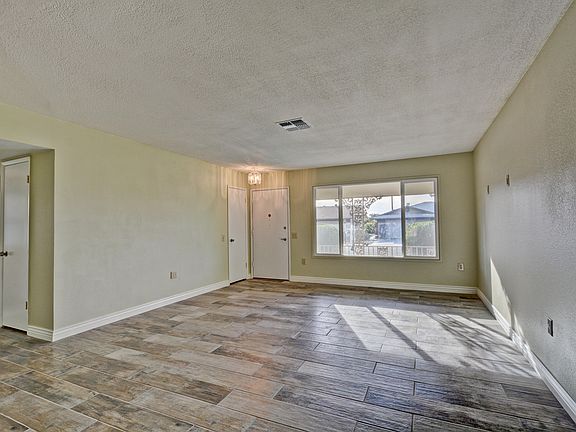 4th image of 12450 W Marble Dr