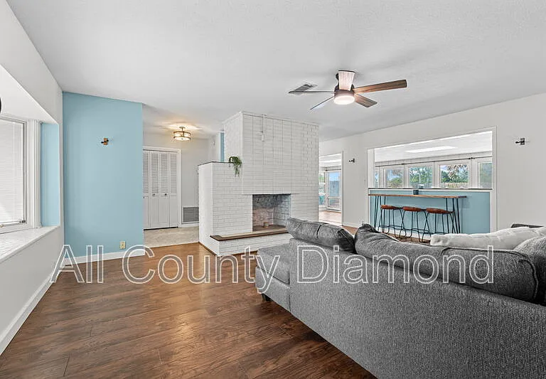 136 Colina Cir — Photo 6