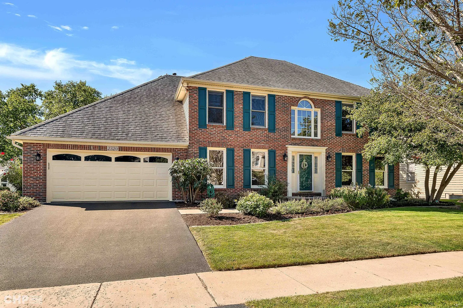 2320 Waterbury Cir photo 1