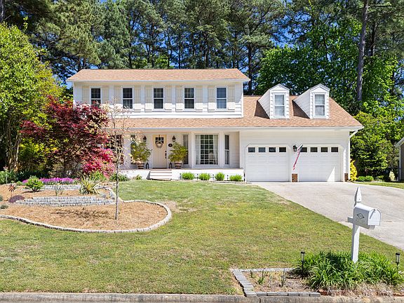2nd image of 105 Penny Ln