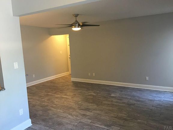 4th image of 31 Park Cir SE