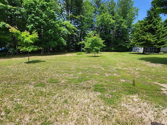 2nd image of L3 Golfview Road