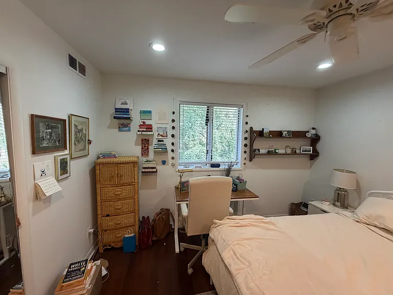 734 S 4th St #2R — Photo 16