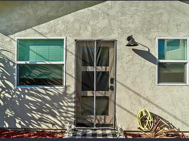 656 Dennis Ave — Photo 7