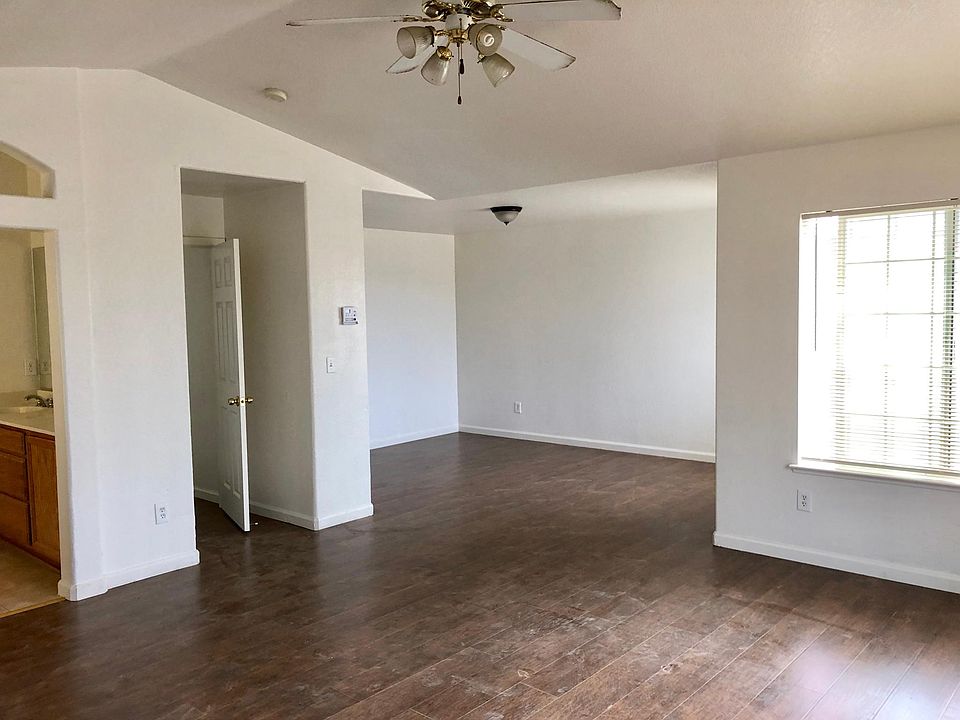1st image of 3714 Mykala Dr