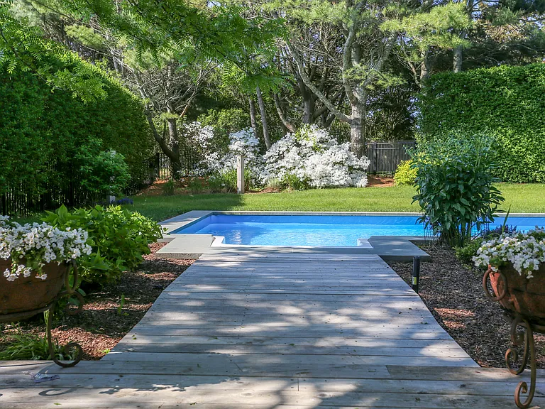 21 Meadowgrass Ln — Photo 5