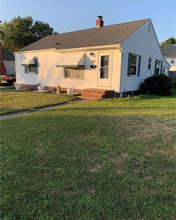 1st image of 1795 E 289th St