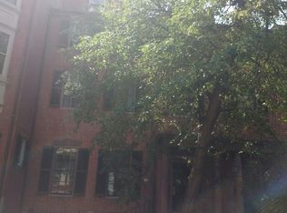 6 Chestnut St, Boston, MA 02108