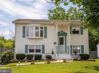9333 King George Dr, Manassas, VA 20109